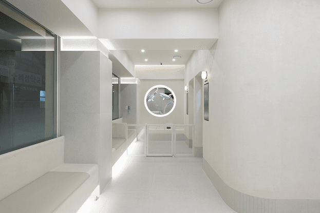 Guardian Waiting Lounge